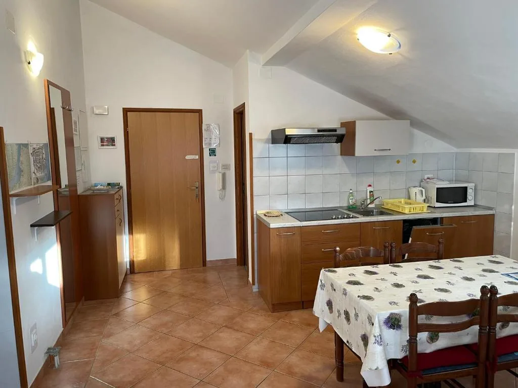 Apartman s 2 spavaće sobe i pogledom na more - fotografija 6