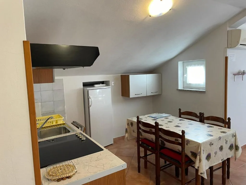 Apartman s 2 spavaće sobe i pogledom na more - fotografija 7