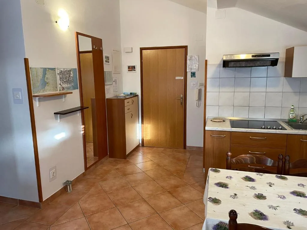 Apartman s 2 spavaće sobe i pogledom na more - fotografija 8